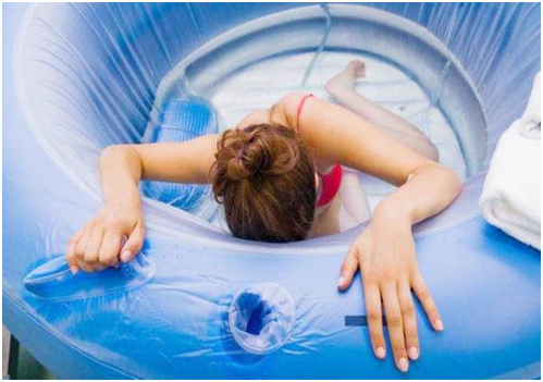 水中分娩只要符合条件就万事大吉？这些并发症风险，产妇不可不知