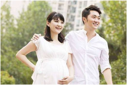 孕期多走动有利于胎儿发育，但要错过这两个时间点，以免出现意外