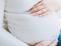 如何思考关于“怀孕的人”这个词的争论