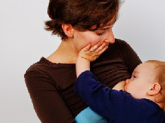 准备给宝宝断奶? 7 个诀窍让妈妈们更轻松！