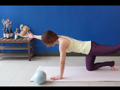 产后瑜珈步骤、跟着瑜珈老师一起动！