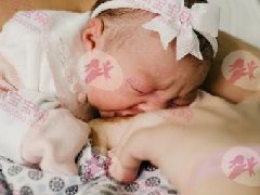 坐月子时妈咪也要多注意的8个产后照护重点：禁吃生化汤、多下床走动