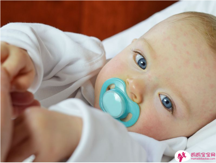 宝宝疹子分辨，肠病毒、玫瑰疹、水痘⋯照护全攻略