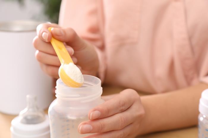 1岁以下配方奶营养成分难查询！盼未来有条件开放网购，让育儿更便利！