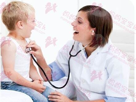 为什么美国儿科学会（AAP）不建议给宝宝使用学步车？