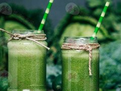 「光喝绿拿铁当早餐，一个月就瘦了两公斤?!」减糖好油绿拿铁好处及食谱大公