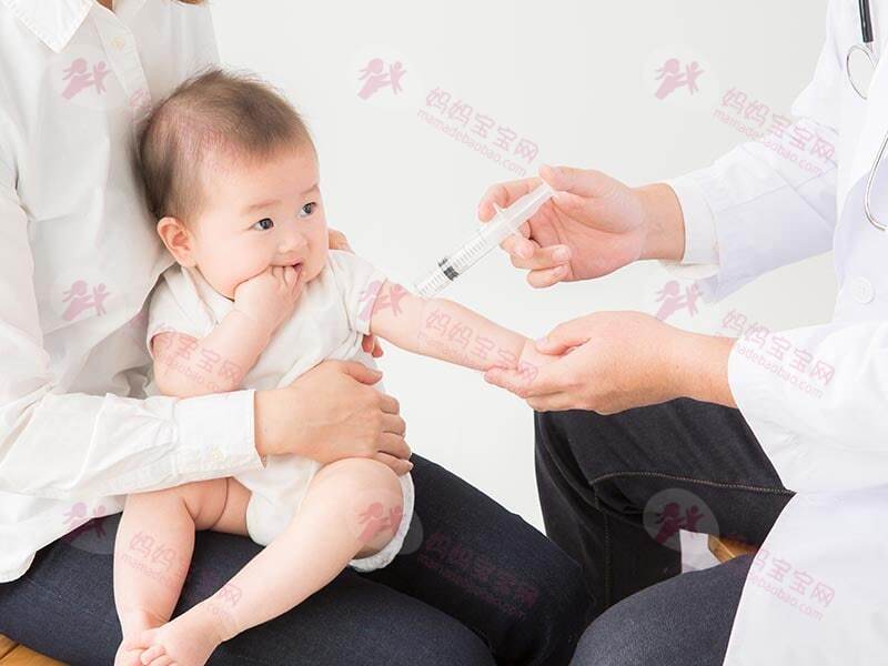 带宝宝打疫苗前后需要注意什么？打疫苗时如何安抚宝宝的情绪？