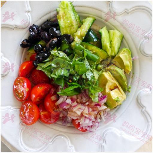 9种超营养酪梨沙拉食谱！健身人必读酪梨料理懒人包