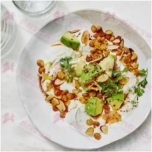 9种超营养酪梨沙拉食谱！健身人必读酪梨料理懒人包