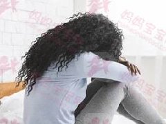 女子生完孩子变成“木头人” 原来是疾病所致