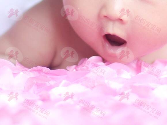 小儿口臭的临床表现（宝宝口有异味）