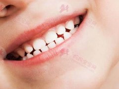 损害宝宝牙齿有哪些坏习惯