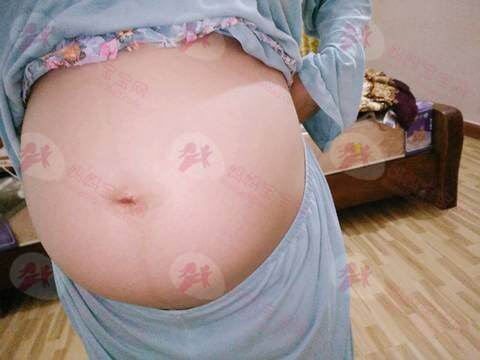 孕期肚子不显怀，是胎宝宝发育不良？