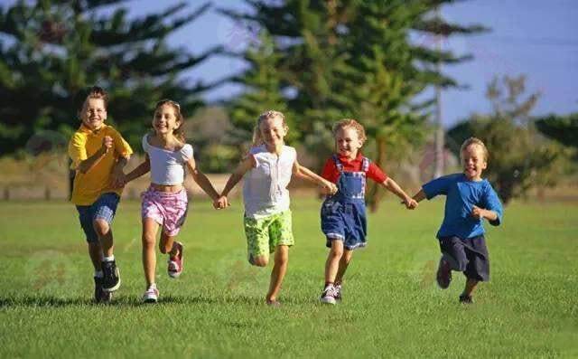 怎么知道宝宝的身高体重是否正常？学会看生长曲线图就可以啦！