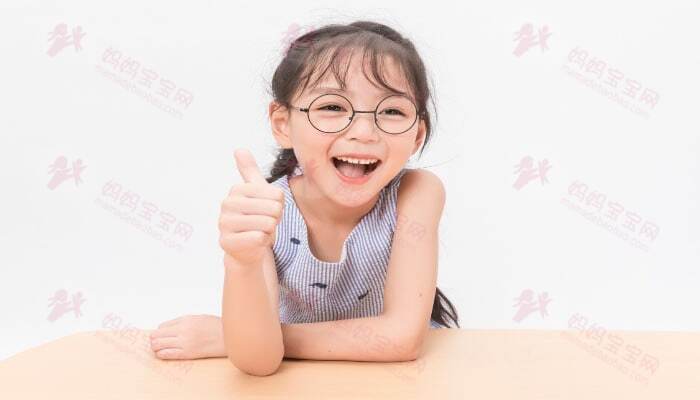 爸妈近视=孩子100%也会近视?孩子为什么会近视?如何预防孩子近视?