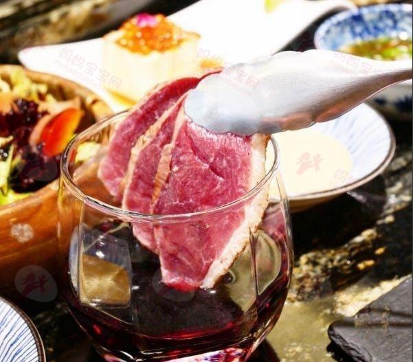 全台六间顶级火锅吃起来！龙虾四吃超高CP、撒上金箔的杂炊好浮夸