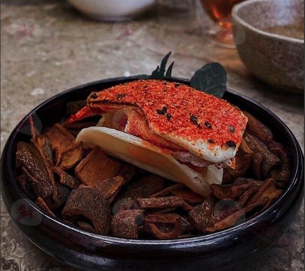 全台六间顶级火锅吃起来！龙虾四吃超高CP、撒上金箔的杂炊好浮夸