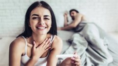 女性哺乳期会来月经吗（有概率会来）