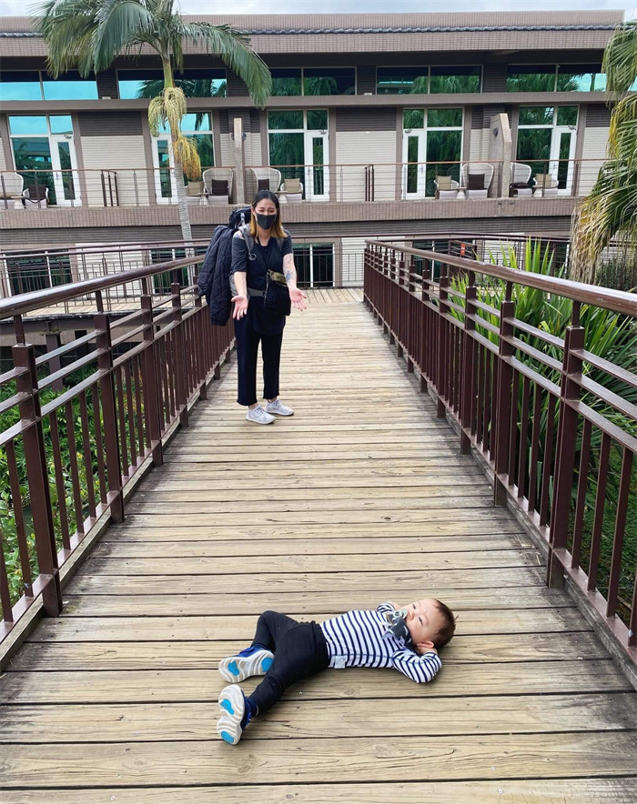 酪梨寿司体罚小孩‧面对孩子的不当行为该怎么压抑怒火？欧阳靖分享不体罚的