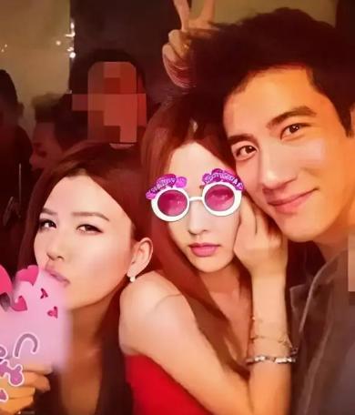 By2妹力撇当王力宏小三 反泄交往赌王儿劈腿破绽