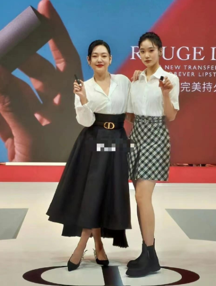《康熙》又一句预言成真！小S 16年前就问大女儿是否会当明星？身为妈妈，小S这件事超令人佩服