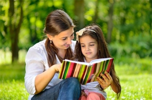 「你以为微小的事情，其实都是累积起来能让人崩溃的恶意。」女儿弄脏同学色笔，妈妈上网发文求助，却被网友认为处理方式不恰当！