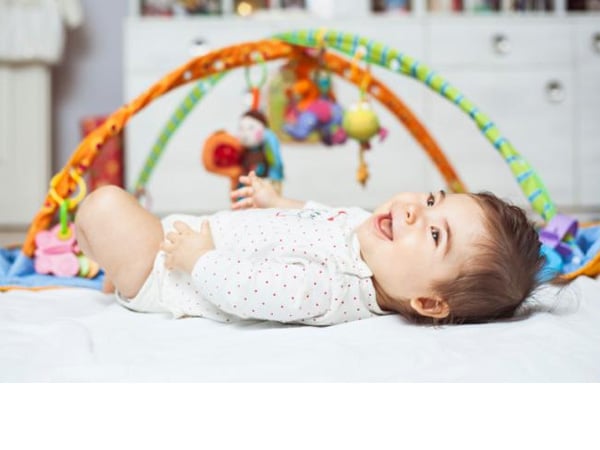 6个育儿游戏,让您的宝宝享受,您可以不厌其烦地照顾孩子