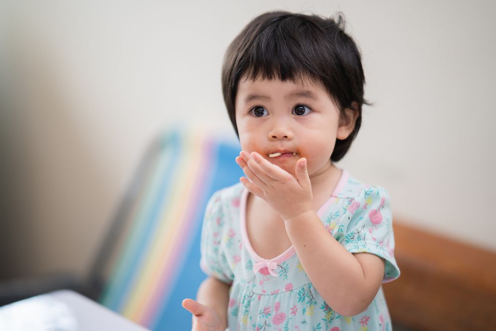 如何为宝宝煮面包面条,但仍然健康