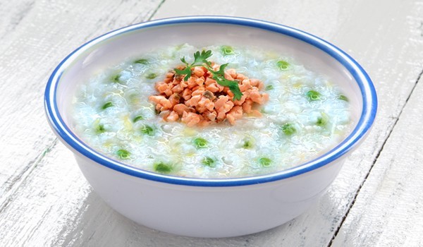 如何煮绿豆粥给宝宝吃美味的食物,妈妈应该立即尝试