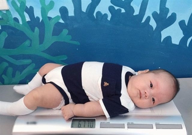 7个月大的婴儿体重多少,身高多少?
