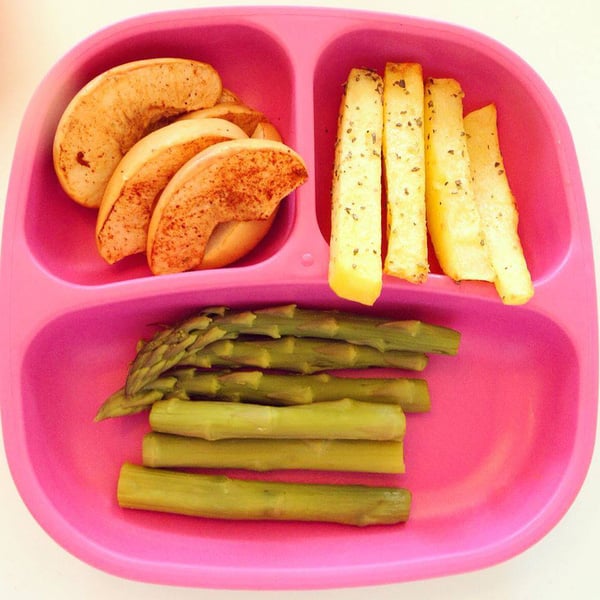 适用于6-9个月大的儿童的BLW断奶菜单