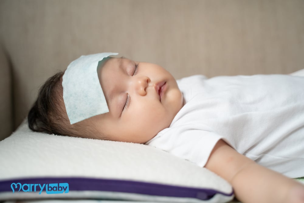 宝宝出牙发烧多少度,发烧多长时间?