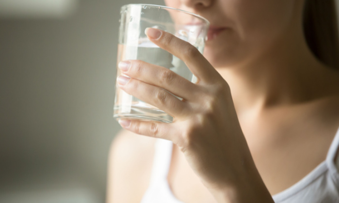 青春期痤疮现象: 原因和治疗