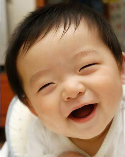 妈妈不要忘记婴儿菜单上的叶黄素