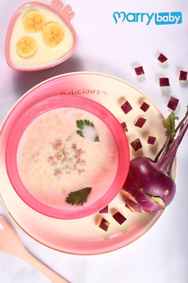 建议7-10个月大的婴儿断奶菜单