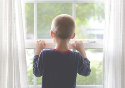 如何治疗小学生的轻度近视