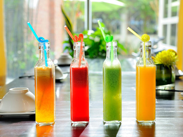 危险警告: 1岁以下儿童不应喝果汁