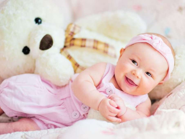 在干燥的日子里滋润婴儿的皮肤