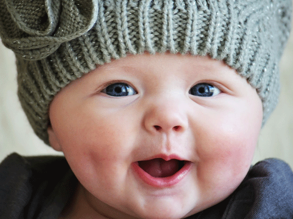 迷人的酒窝是如此美丽,但事实是畸形