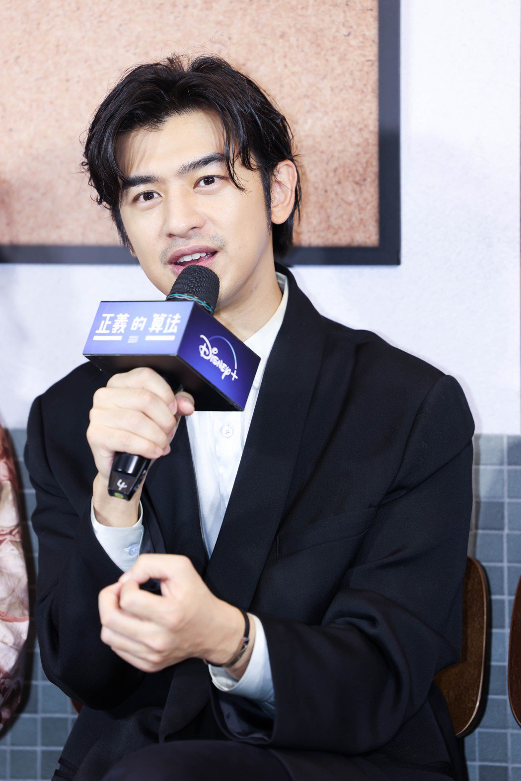 陈柏霖变机车 没想摆脱「大仁哥」：想贴著、很幸福！