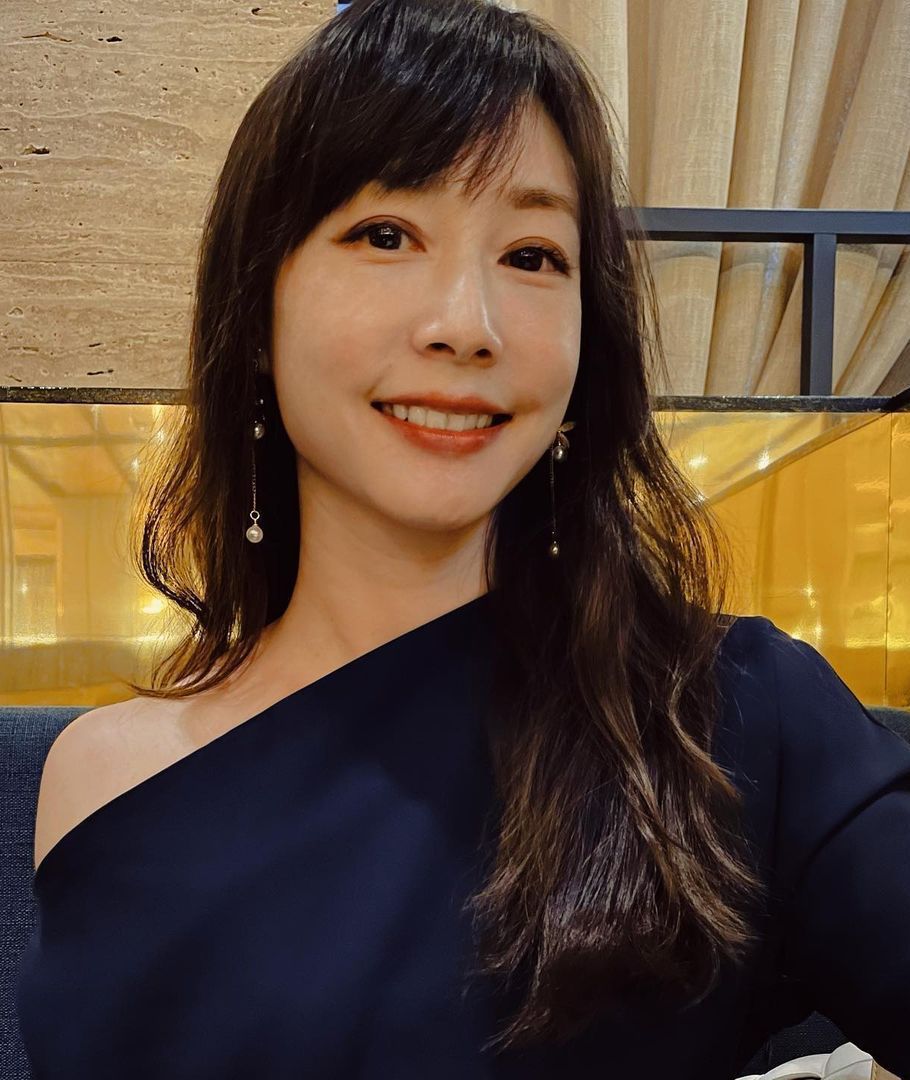 美女主播逛师大商圈　惊曝冷清街景「咖啡店都倒光」