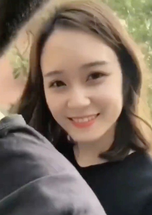 毕业上班6年 广西校花变大妈…网：啥工作这么操？