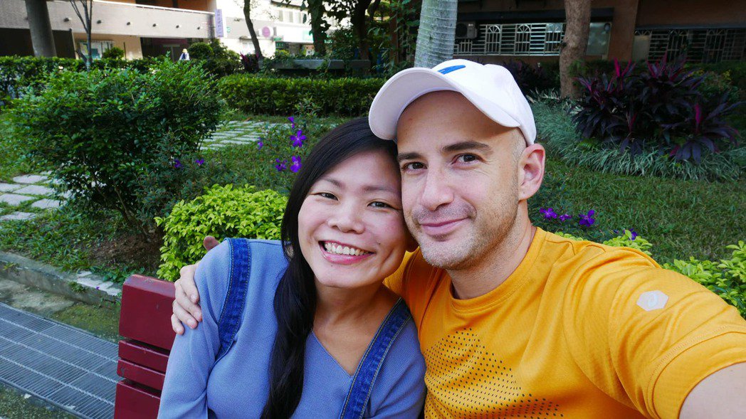 黄嘉千斩16年婚姻　吴凤点出异国婚致命关键