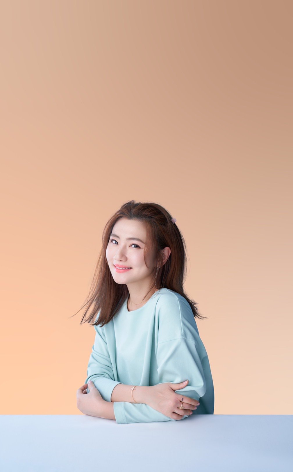 Selina甜曝男友喜好、成功抓胃 笑叹「吃到发抖」