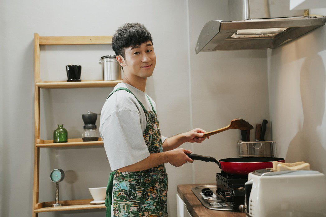 男歌手频NG导演当场开谯结局大翻转他傻眼了