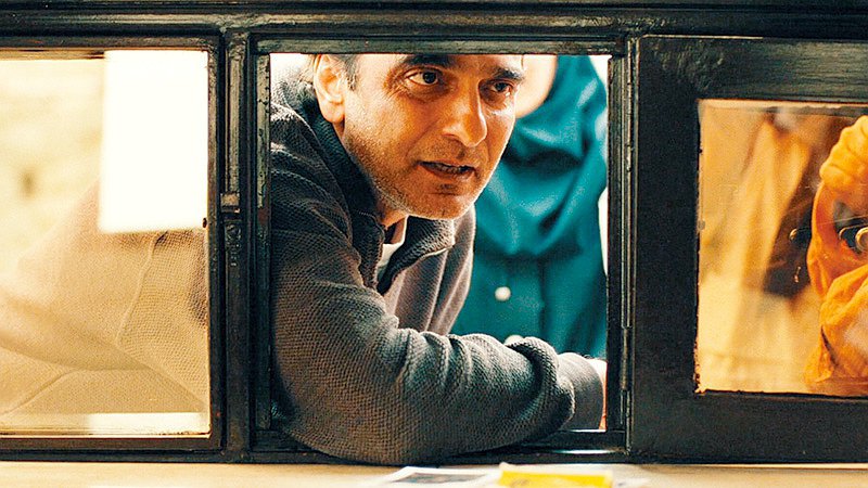 「美国专线欧洲专线日本专线」寻死金句连发 冲击禁忌仍夺坎城大奖