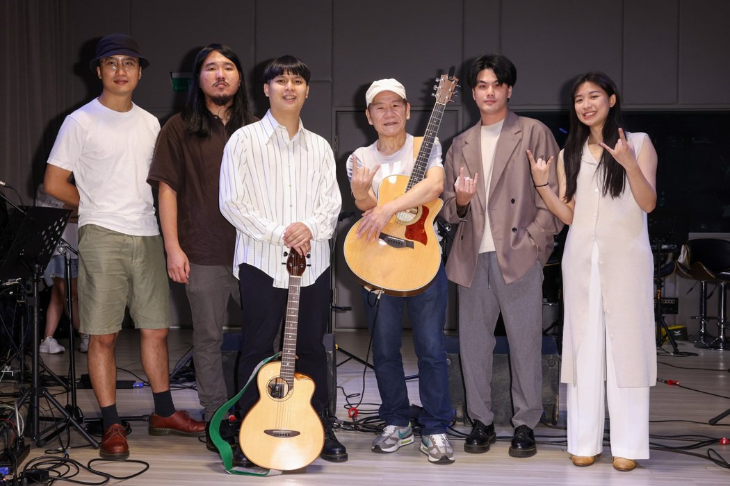 「嫩妹团」现身预告！赵传演唱会最担心这件事