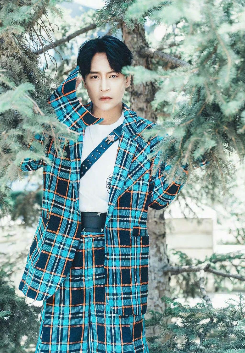 「小虎队」陈志朋才迎51岁生日遭经纪人控:长期欠薪