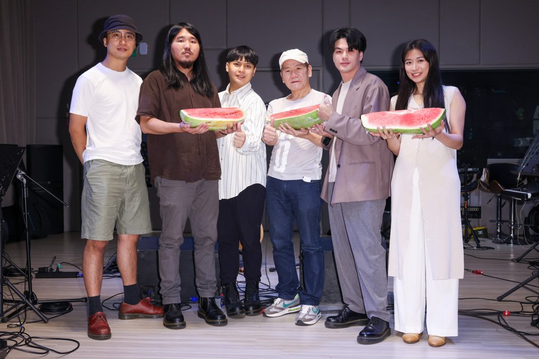 「嫩妹团」现身预告！赵传演唱会最担心这件事