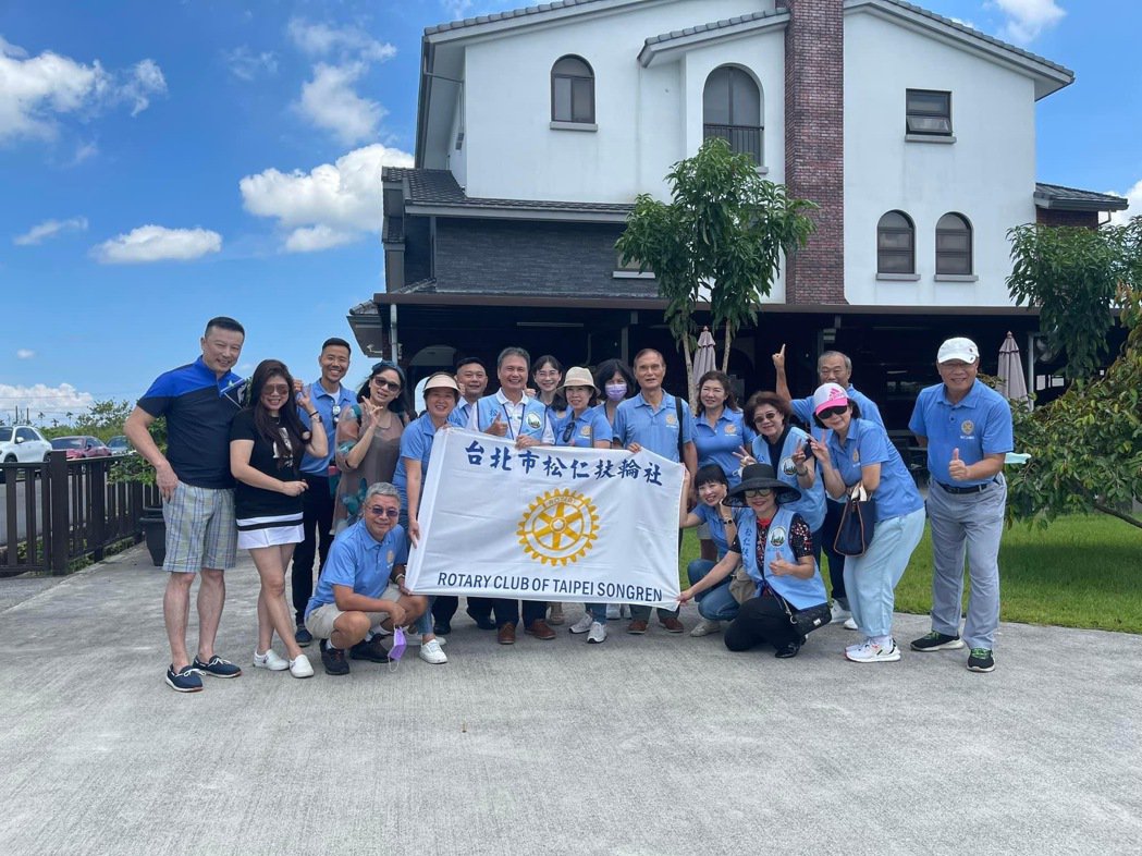 「花系列」小生离婚恋女总裁妈妈的朋友林炜幸福肥放闪近况曝光